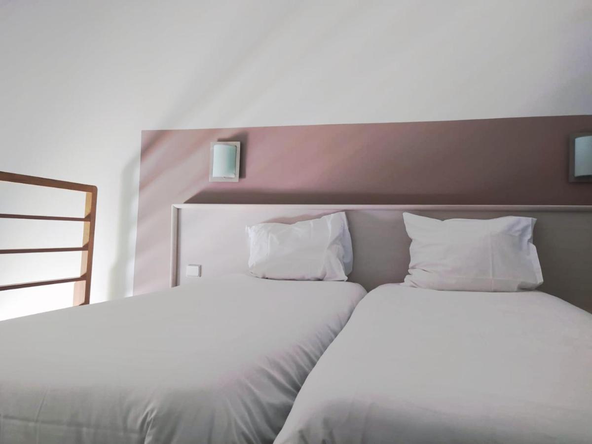 L'ile Du Saussay Hotel Itteville