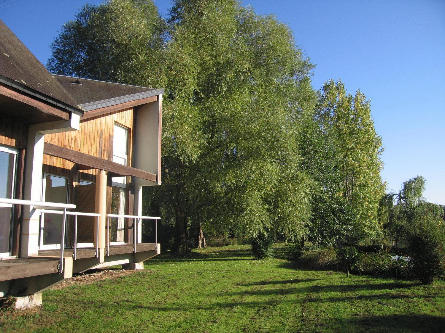Hotel L'ile Du Saussay 3*